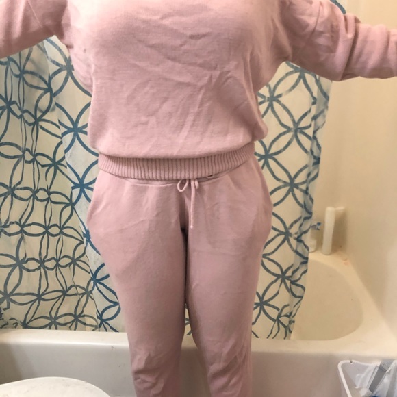 Top and bottom - Picture 2 of 3